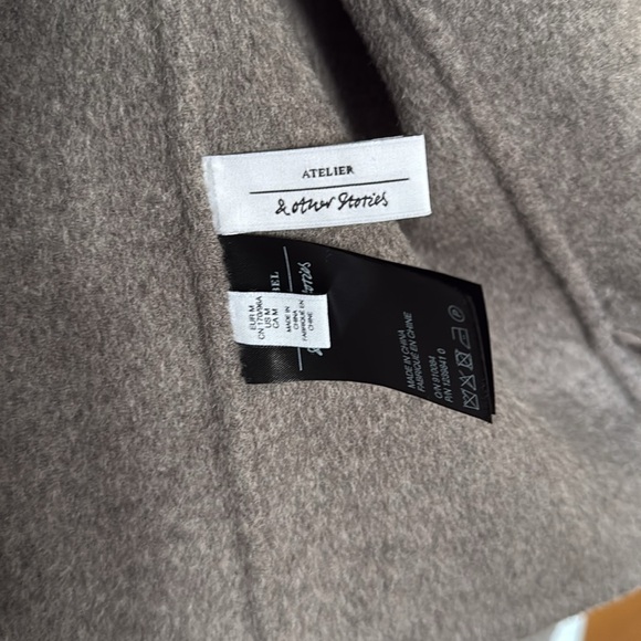 Collared Wool Jacket - Picture 5 of 7